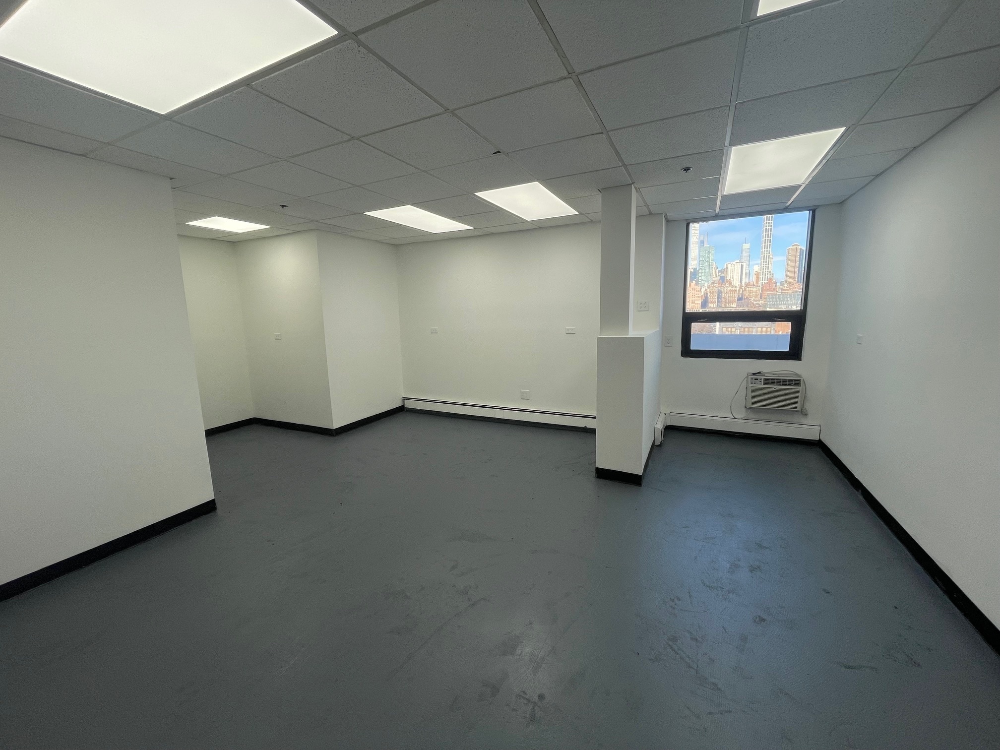 43-49 10th St, Long Island City, NY à louer Photo de l’immeuble– Image 1 sur 1