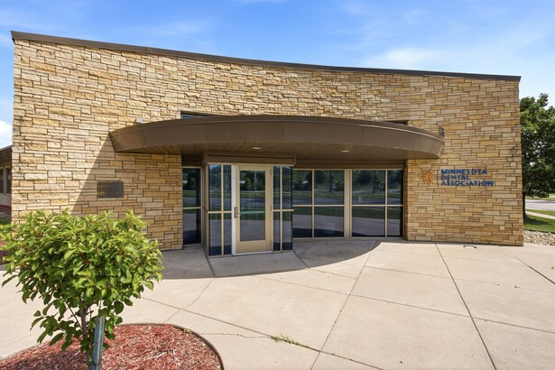1335 Industrial Blvd, Minneapolis, MN à vendre - Photo de l’immeuble – Image 3 sur 11