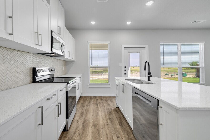 4059 Clovis St, Midlothian, TX à vendre - Photo de l’immeuble – Image 2 sur 75