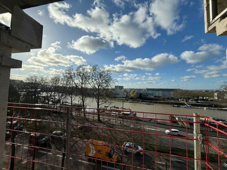 Bureau dans Rouen à louer - Photo de l’immeuble – Image 2 sur 9