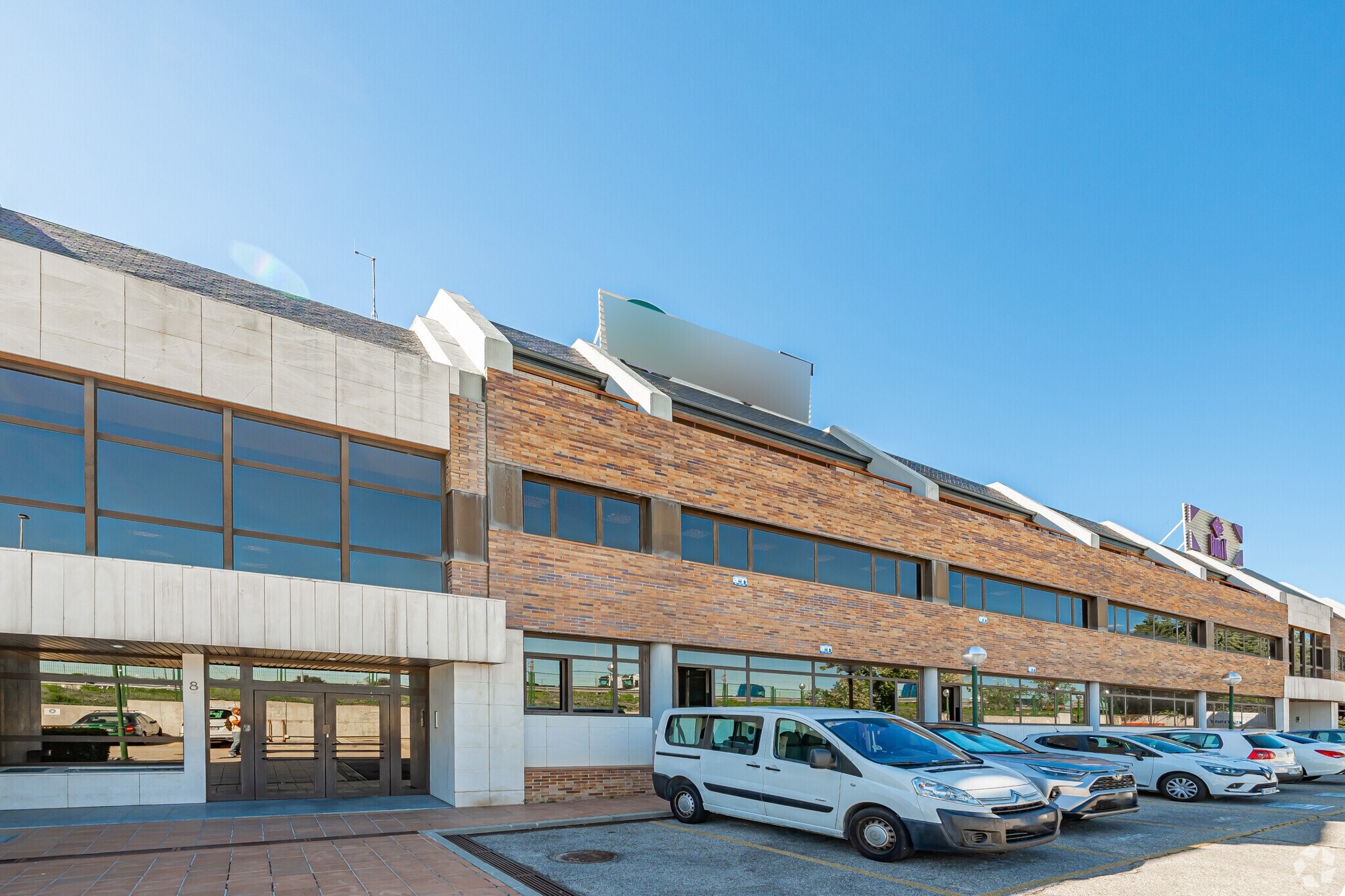 Bureau dans Las Rozas de Madrid, Madrid à vendre Photo intérieure– Image 1 sur 2