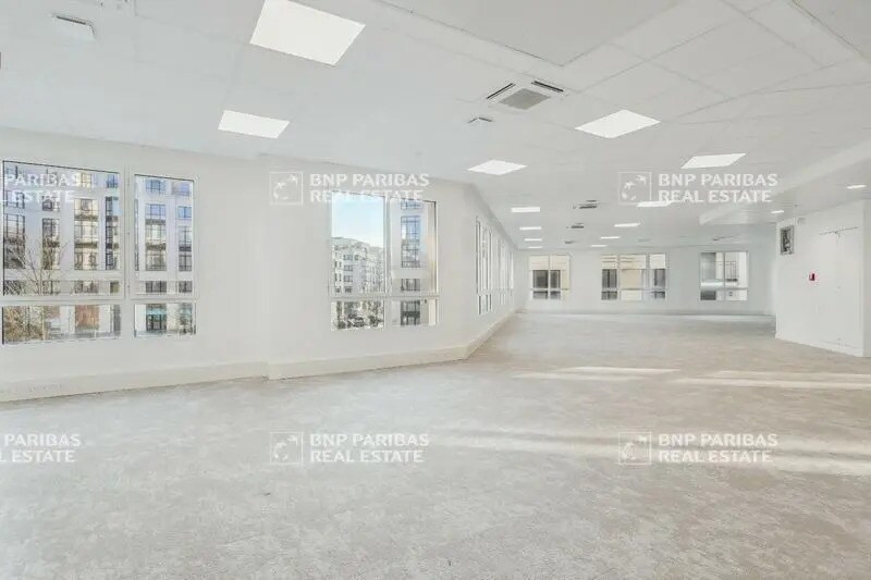 Bureau dans Chessy à vendre Photo intérieure– Image 1 sur 6