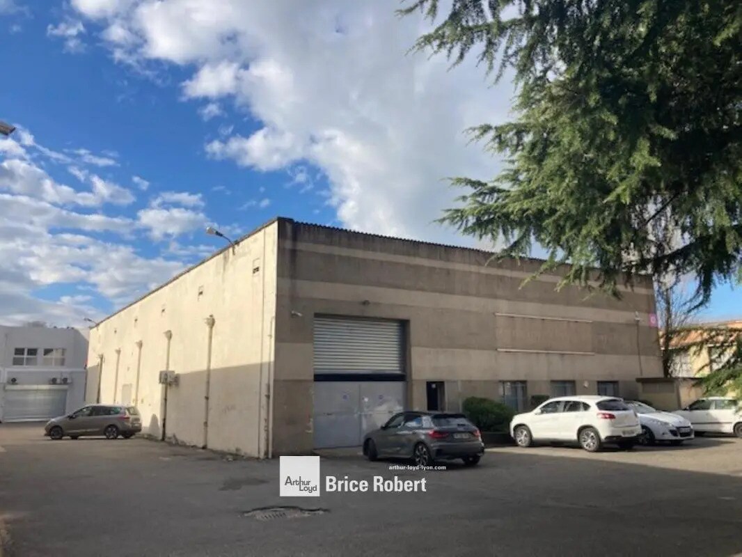 Industriel/Logistique dans Vénissieux à vendre Photo de l’immeuble– Image 1 sur 11