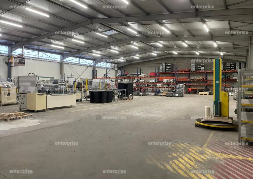 Local d’activités dans Rouvroy à louer - Photo intérieure – Image 2 sur 5