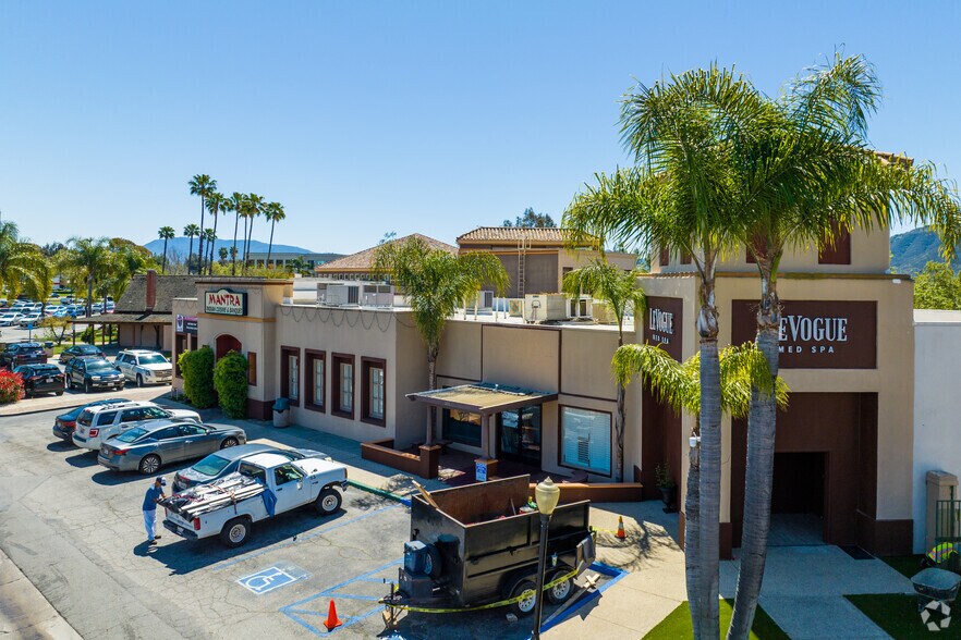 27645 Jefferson Ave, Temecula, CA à vendre - Photo de l’immeuble – Image 2 sur 6