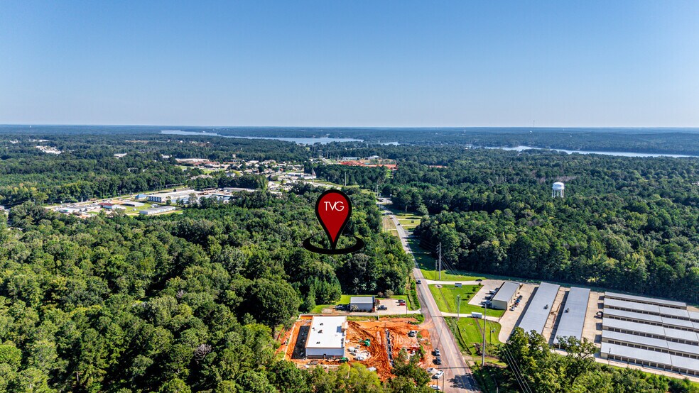 633 Old Phoenix NE rd, Eatonton, GA à vendre - Photo de l’immeuble – Image 2 sur 8