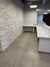 60 Shrewsbury St, Worcester, MA à louer Photo intérieure– Image 2 sur 5