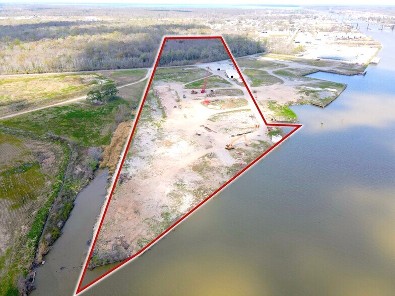 503 Degravelle rd, Morgan City, LA à vendre - Photo de l’immeuble – Image 3 sur 16