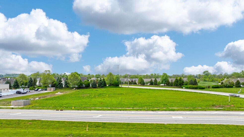 6239 Hayden Run Rd, Hilliard, OH à vendre - Photo de l’immeuble – Image 3 sur 29