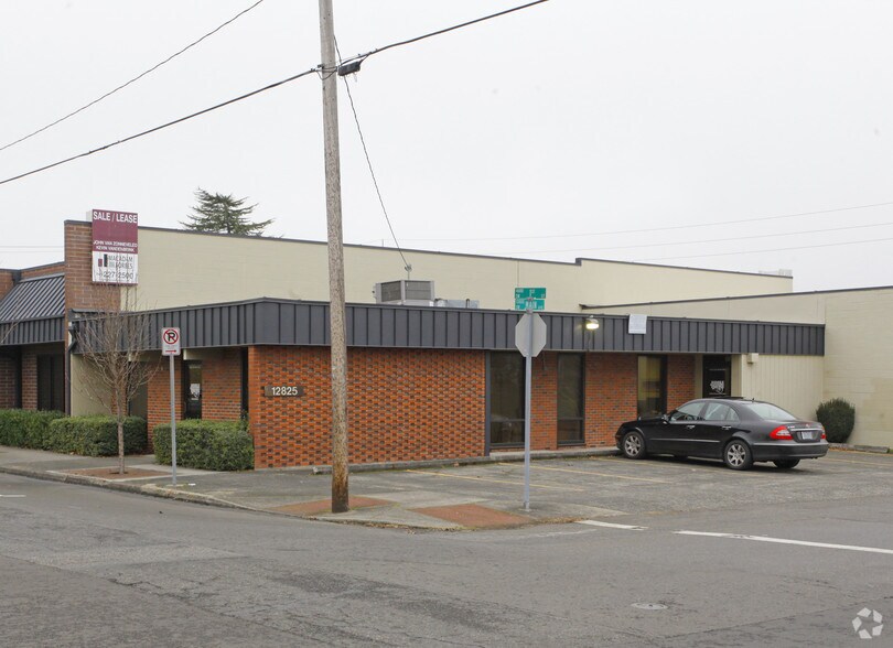 12825 SW 1st St, Beaverton, OR à louer - Photo de l’immeuble – Image 2 sur 11