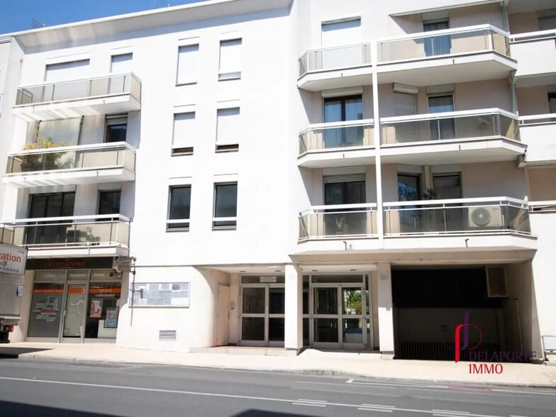 26 Rue Sérè-Depoin, Pontoise à louer - Photo de l’immeuble – Image 1 sur 9
