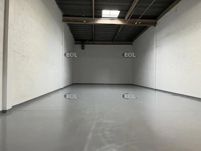 Local d’activités dans Gennevilliers à louer - Photo intérieure – Image 2 sur 21