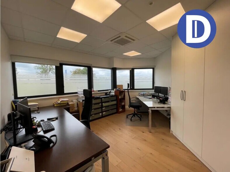 Bureau dans Ars-Laquenexy à vendre - Photo de l’immeuble – Image 2 sur 9