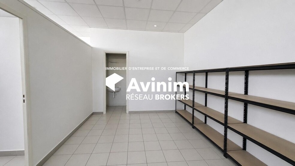 Local commercial dans Le Havre à louer - Photo intérieure – Image 2 sur 2