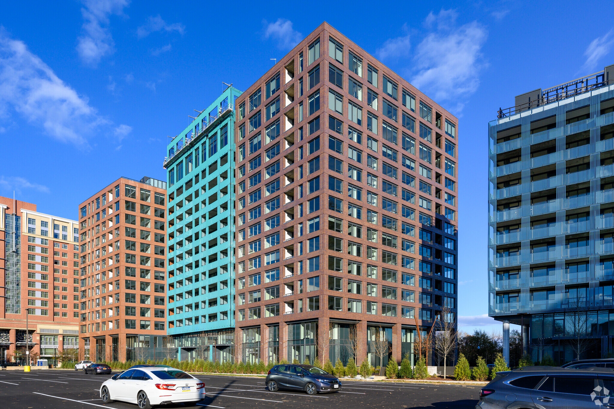 3030 S Potomac Ave, Arlington, VA à louer Photo principale– Image 1 sur 54