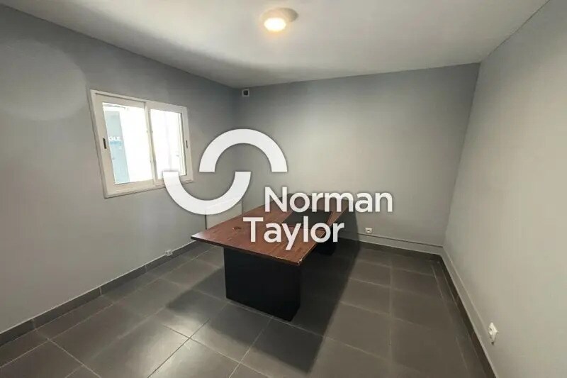 Bureau dans Montpellier à louer - Photo de l’immeuble – Image 3 sur 6