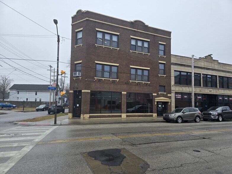 4507 Lorain Ave, Cleveland, OH à louer - Photo de l’immeuble – Image 1 sur 8