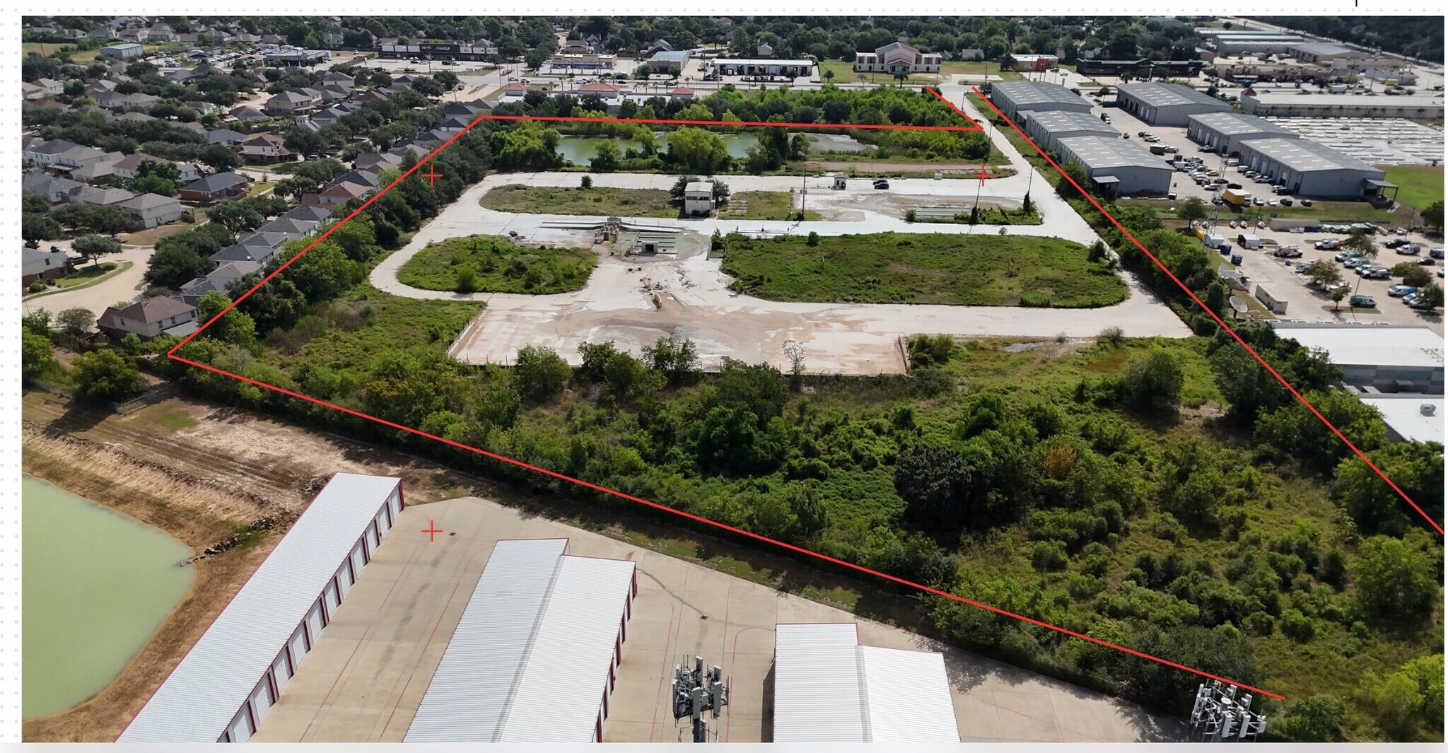 5325 Barker Cypress Rd, Houston, TX à louer Photo de l’immeuble– Image 1 sur 3