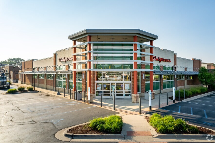 1412-1490 N Rochester Rd, Rochester, MI à louer - Photo de l’immeuble – Image 2 sur 11