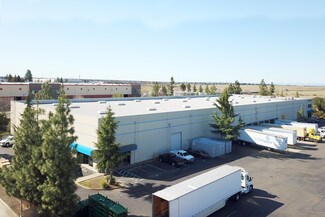 Plus de détails pour 1221 Tara Ct, Rocklin, CA - Industriel/Logistique à louer
