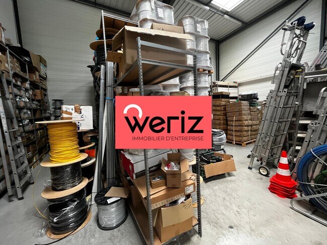 Plus de détails pour Bureau, Industriel/Logistique à louer