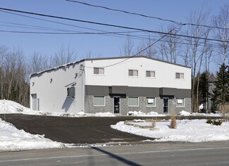 Plus de détails pour 256 Rue Armand-Majeau S, St-Roch-de-L'achigan, QC - Industriel/Logistique à vendre