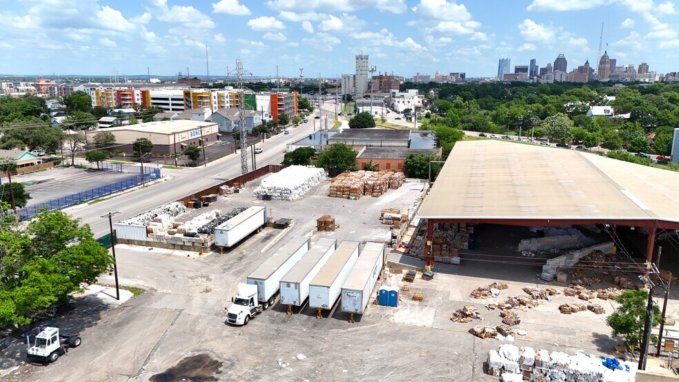400 Probandt St, San Antonio, TX à louer - Photo principale – Image 1 sur 6