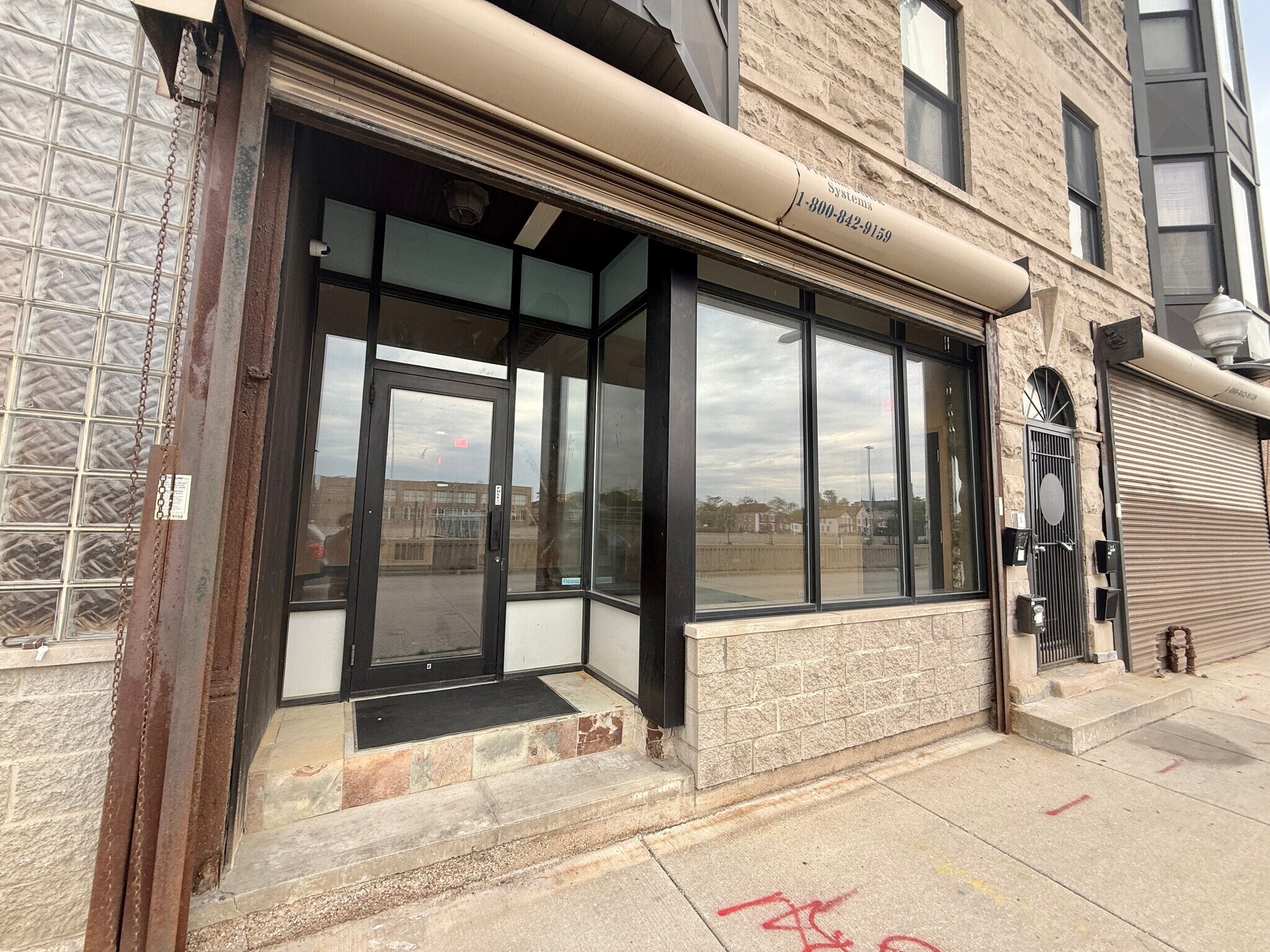 5707-5709 S Wentworth Ave, Chicago, IL à louer Photo de l’immeuble– Image 1 sur 20