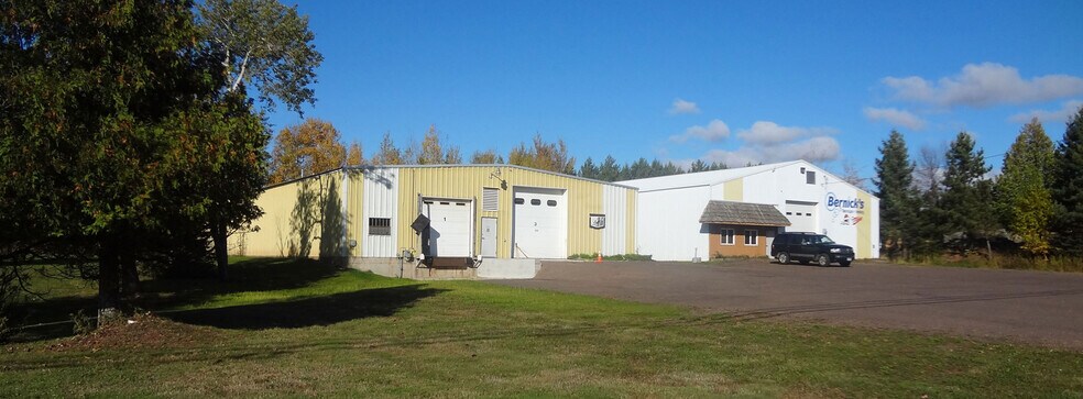 1581 Highway 2, Two Harbors, MN à vendre - Photo principale – Image 1 sur 5