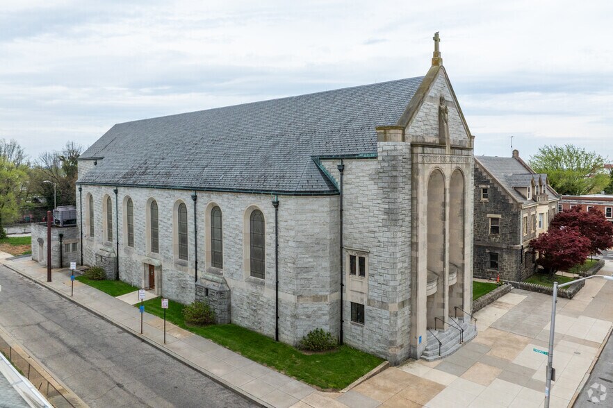 901 Poplar Grove St, Baltimore, MD à vendre - Photo principale – Image 1 sur 4