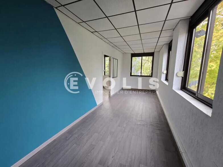 Bureau dans Massy à louer - Photo intérieure – Image 2 sur 9