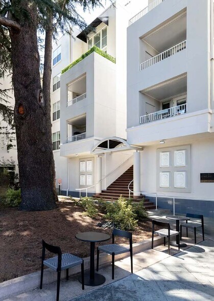 790 Castro St, Mountain View, CA à louer - Photo de l’immeuble – Image 2 sur 8