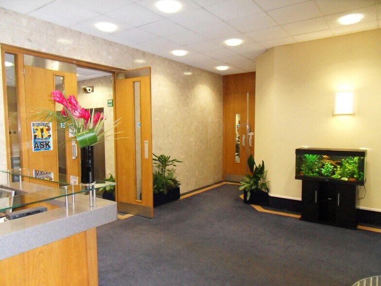 3-5 Eastern Rd, Romford à louer - Photo intérieure – Image 3 sur 6