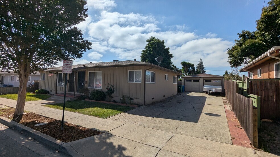 24839 Thomas Ave, Hayward, CA à vendre - Photo de l’immeuble – Image 3 sur 28