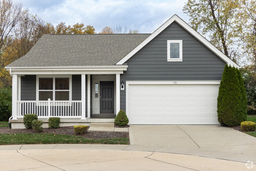 238 W Wellspring Way, Saint Charles, MO à vendre - Photo de l’immeuble – Image 2 sur 21