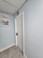 4160 W 16th Ave, Hialeah, FL à louer Photo intérieure– Image 1 sur 4