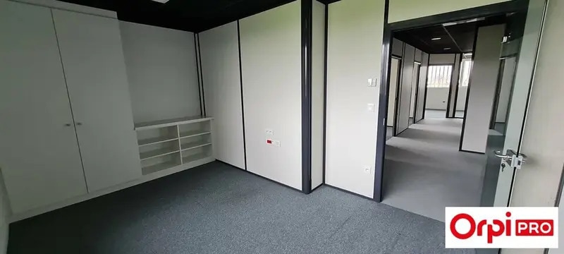 Bureau dans Plérin à louer - Photo intérieure – Image 3 sur 10