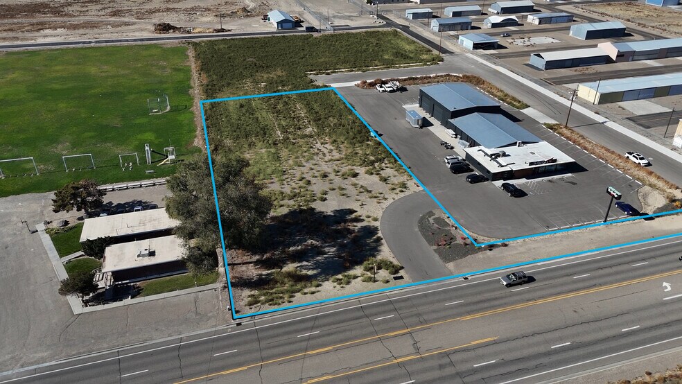 833 SW 30th St, Ontario, OR à vendre - Photo de l’immeuble – Image 2 sur 2