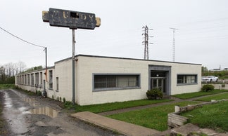 Plus de détails pour 680 Caledonia Rd, Toronto, ON - Industriel/Logistique à louer