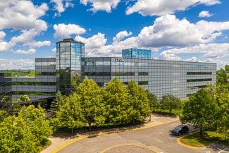 Plus de détails pour 11000 Prairie Lakes Dr, Eden Prairie, MN - Bureau à louer