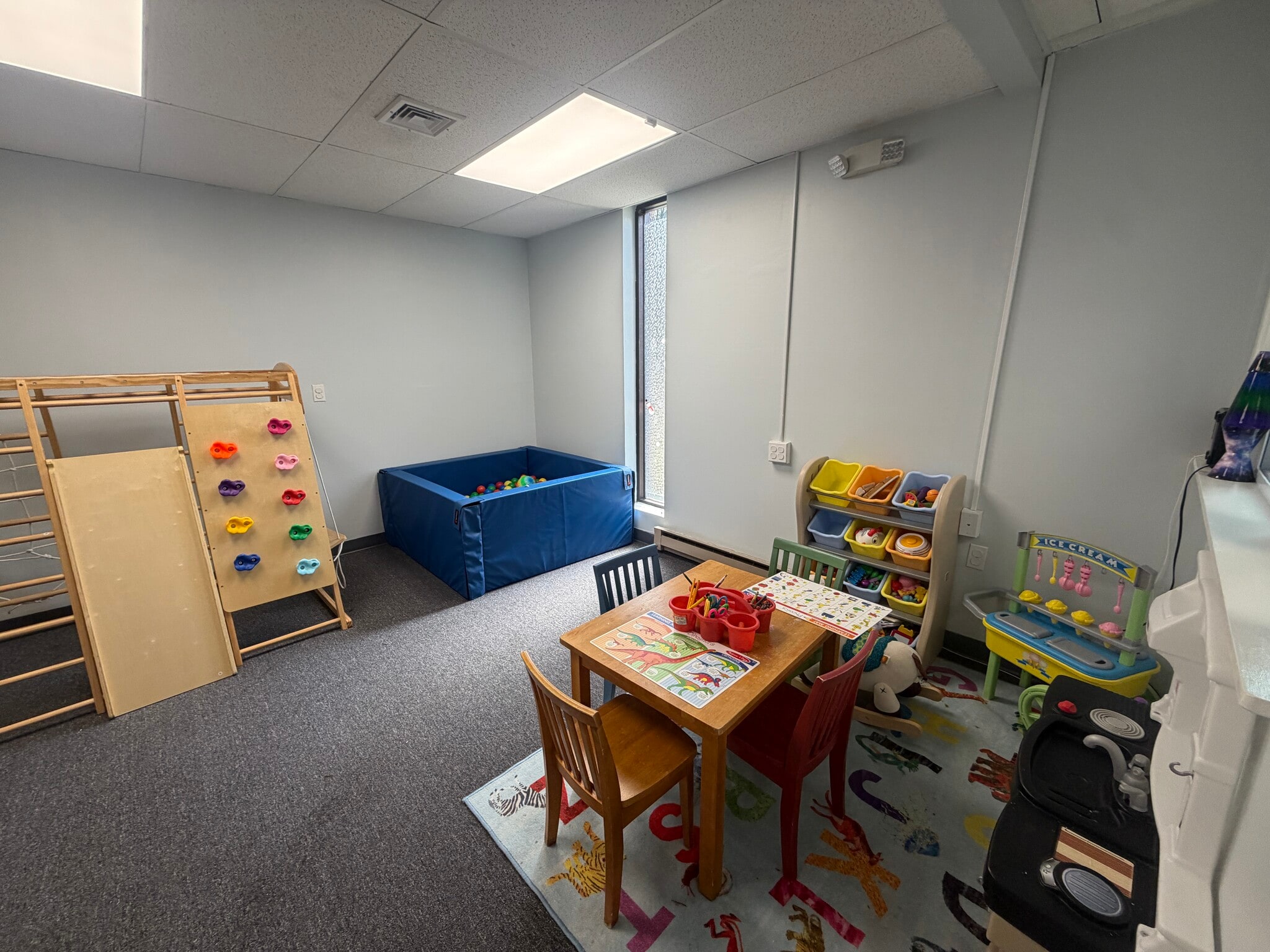 236 E Westfield Ave, Roselle Park, NJ à louer Photo intérieure– Image 1 sur 6