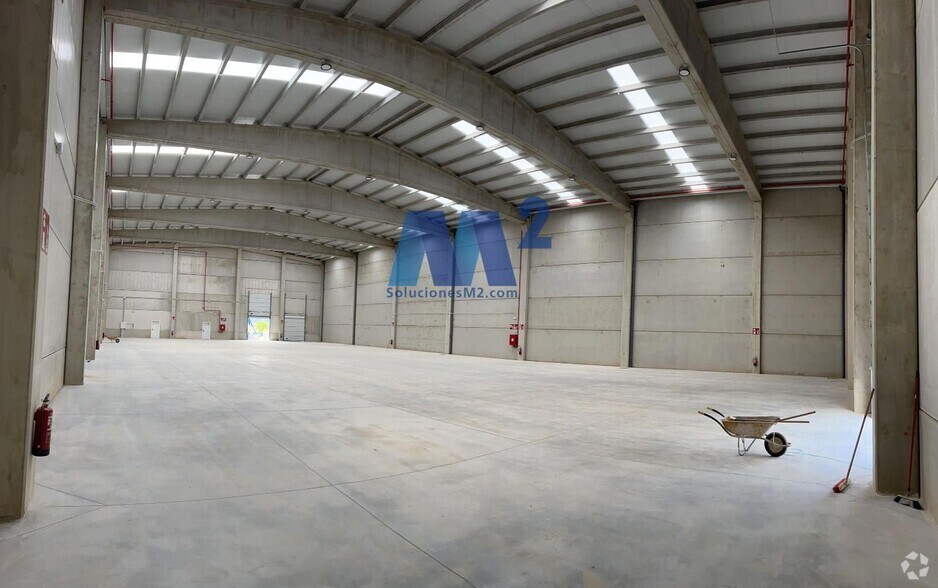 Calle del Hierro, 8, Chiloeches, Guadalajara à louer - Photo de l’immeuble – Image 2 sur 3