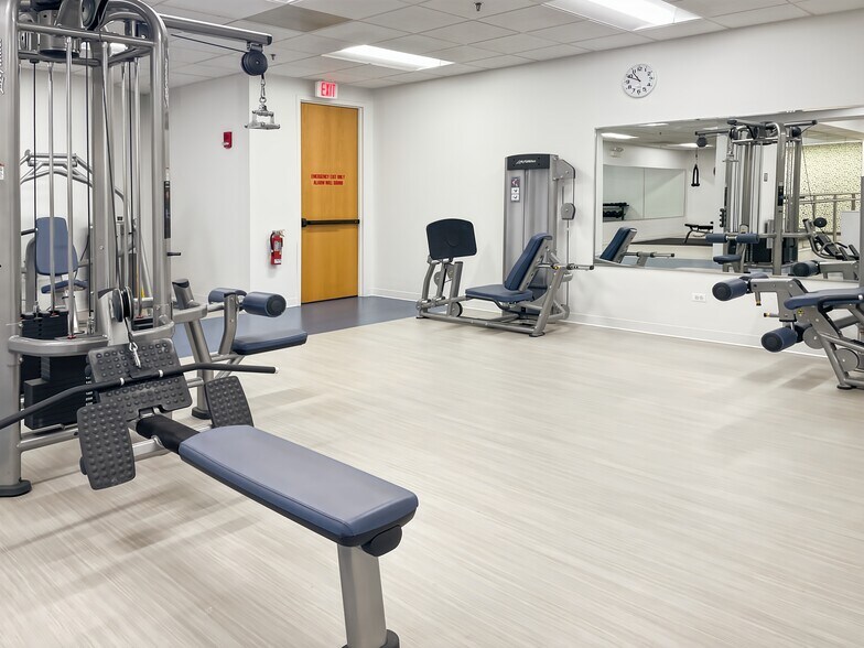 707 Skokie Blvd, Northbrook, IL à louer - Photo intérieure – Image 3 sur 14