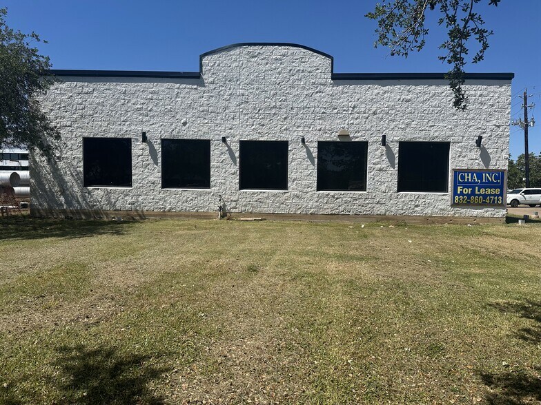 470 This Way St, Lake Jackson, TX à louer - Photo de l’immeuble – Image 1 sur 35