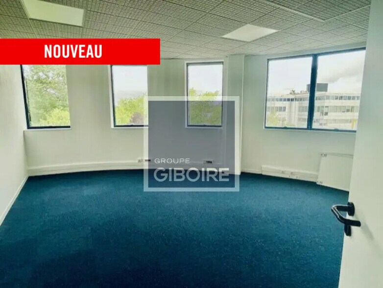 Bureau dans Cesson-Sévigné à louer - Photo de l’immeuble – Image 3 sur 5