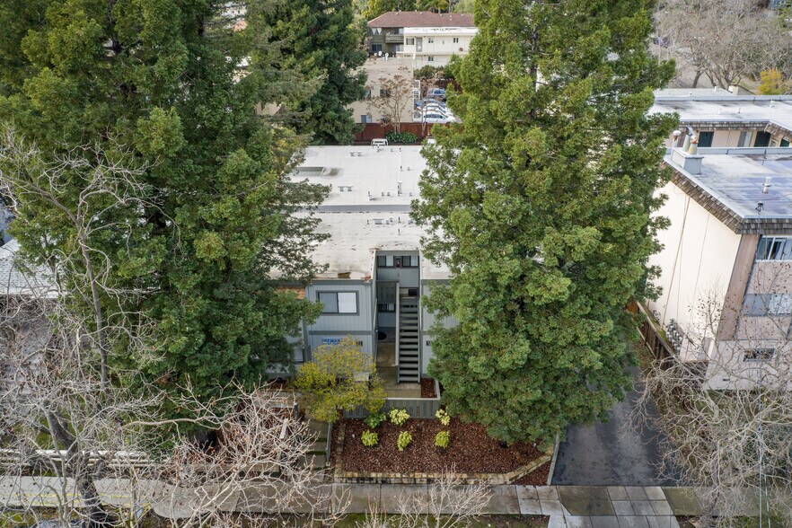 107 Marin St, San Rafael, CA à vendre - Photo de l’immeuble – Image 2 sur 13