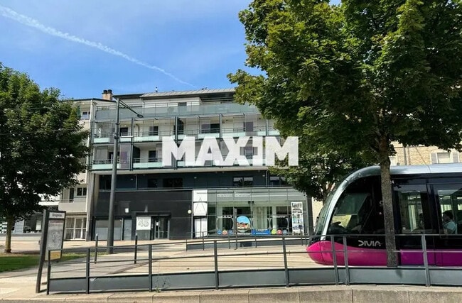 Plus de détails pour 45 Avenue Du Drapeau, Dijon - Bureau à vendre