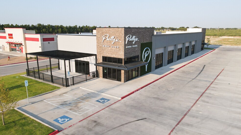 6409 N Big Spring St, Midland, TX à vendre - Photo de l’immeuble – Image 2 sur 11