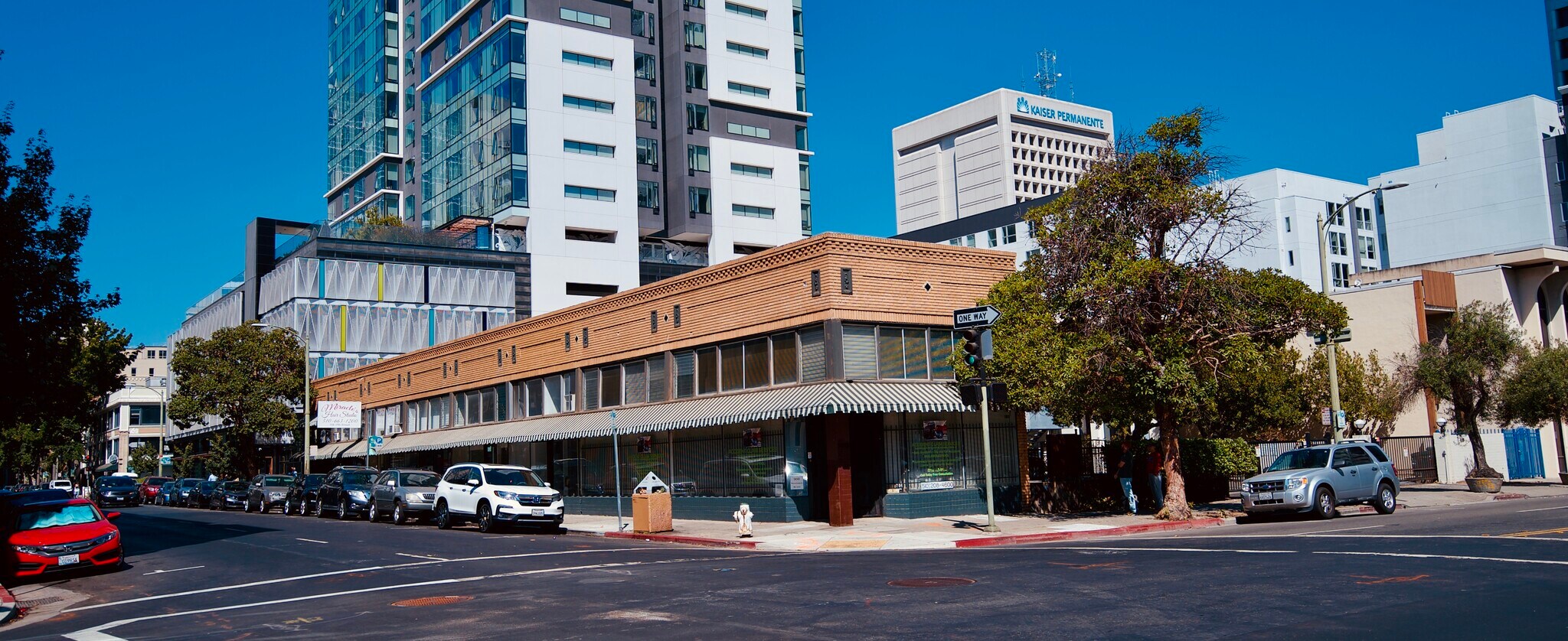 300-320 17th St, Oakland, CA à louer Photo de l’immeuble– Image 1 sur 3