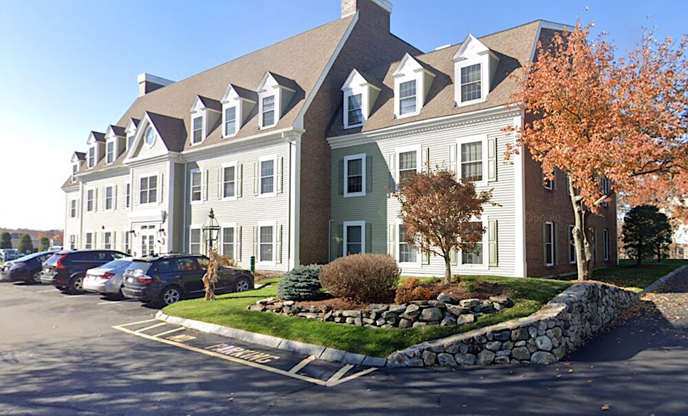 8 Cedar St, Woburn, MA à louer Photo de l’immeuble– Image 1 sur 14